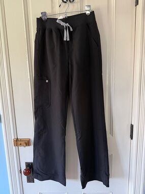 Figs Black Women's Wide-Leg Jogger Pants with Gray Drawstring